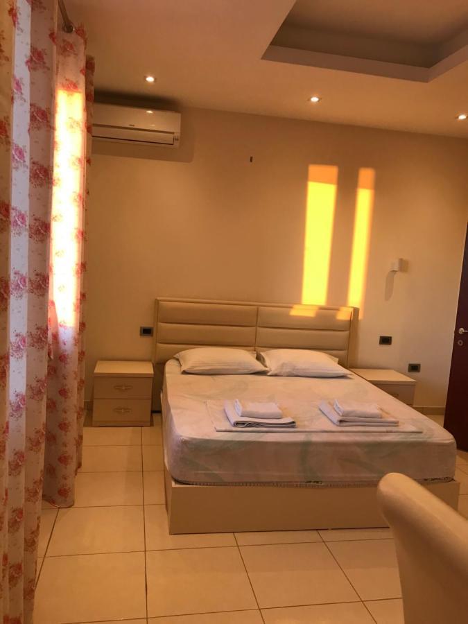Deja's Ford Hotel Sarda מראה חיצוני תמונה